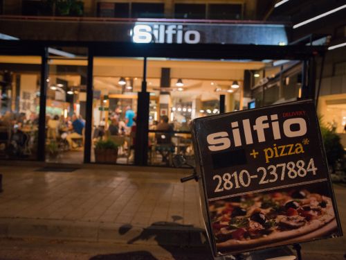 Η Silfio Pizza
